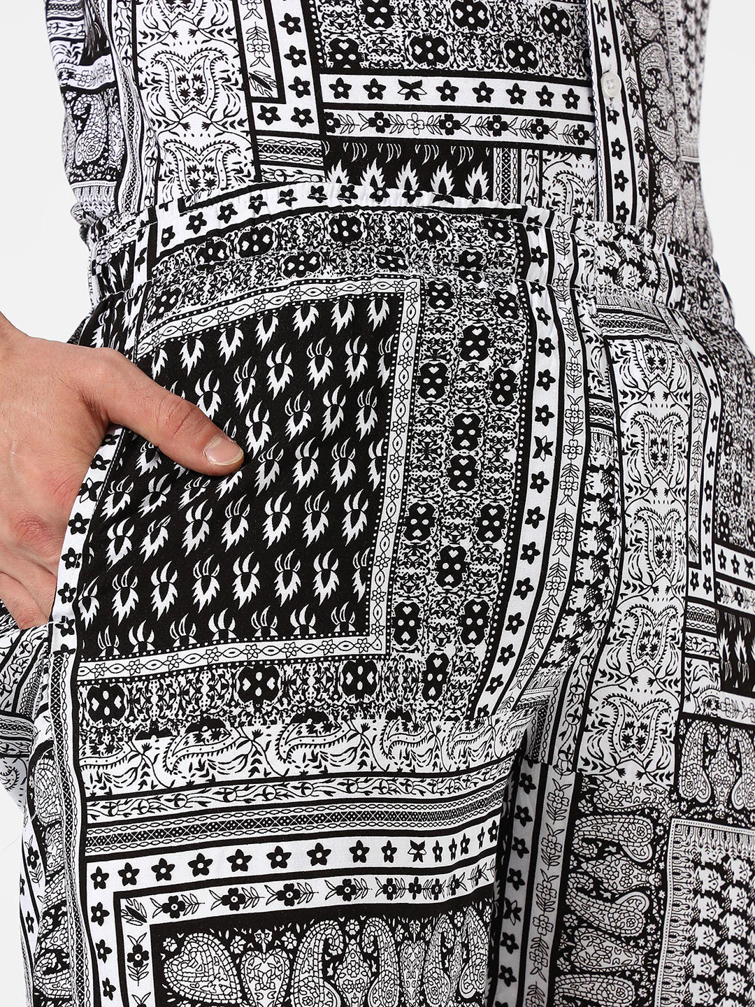 Men’s Black & White Printed Co-ord Set – Short Sleeve Shirt & Shorts Combo